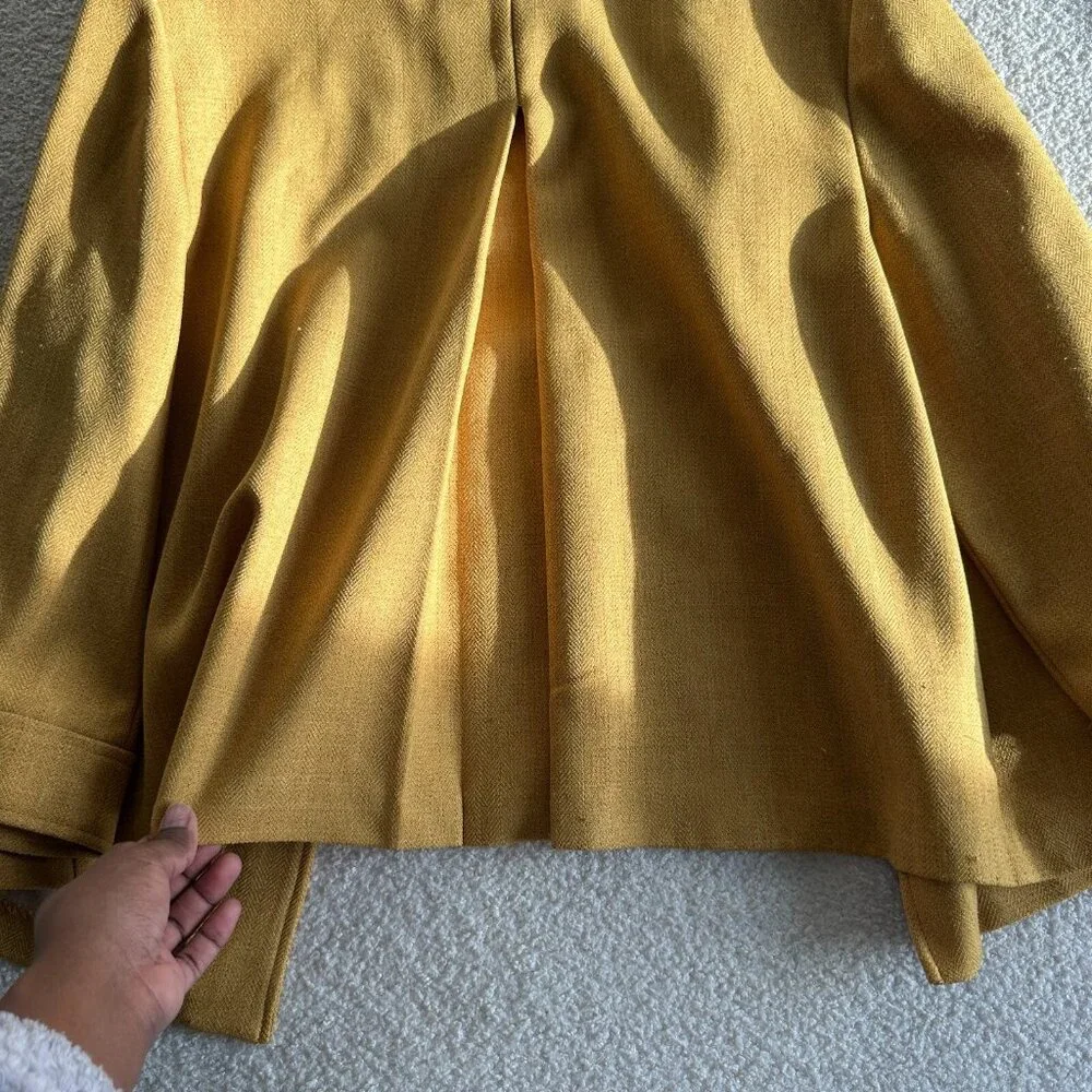 DressBarn Women's Yellow Button-Up Jacket Size 12 – Lightweight Spring Blazer - Picture 5 of 5